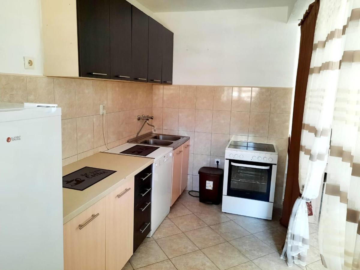 Apartman A&V Kotor Buitenkant foto